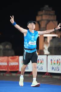 BIB: 41602
                            <button type="button" onclick="openModal(19771783)" class="btn btn-primary btn-sm float-right btn-popup" data-toggle="modal" data-target=".modal-high-quality">
                        <i class="fas fa-shopping-cart"></i> Add to Cart
                    </button>
                                            <button type="button" onclick="isThisMe(19771783, true)" class="btn btn-success btn-sm float-right btn-popup btn-isme hidden" data-toggle="tooltip" data-placement="bottom" title="นี่คือรูปของคุณใช่ไหม คลิกที่นี่เพื่อเอาเข้าอัลบั้ม">
                        <i class="fas fa-plus"></i> Add to album
                    </button>
                    <button type="button" onclick="isThisMe(19771783, false)" class="btn btn-warning btn-sm float-right btn-popup btn-isnotme hidden">
                        <i class="fas fa-ban"></i> Remove from album
                    </button>